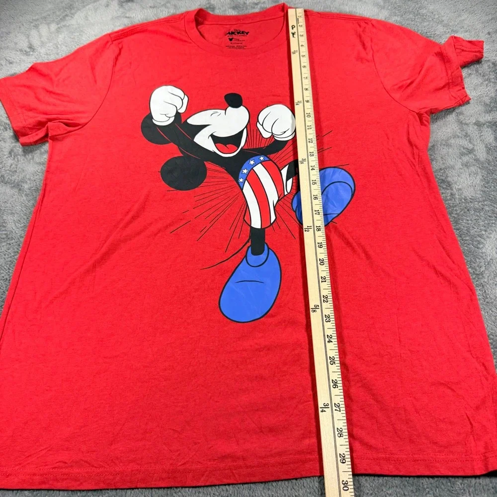 Disney Mickey Mouse Patriotic USA Flag Shorts Red Graphic T-Shirt‎ Mens XL